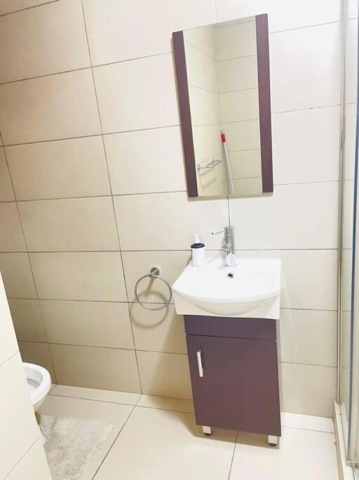 Apartment Priceless 2bed, Pool, Gym, Wifi Midrand