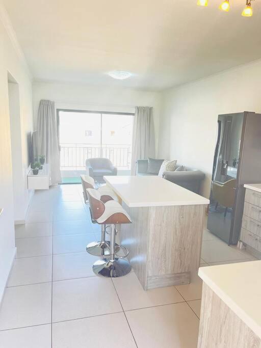 Priceless 2bed, Pool, Gym, Wifi Apartment Midrand
