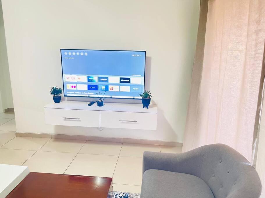 Apartment Priceless 2bed, Pool, Gym, Wifi Midrand
